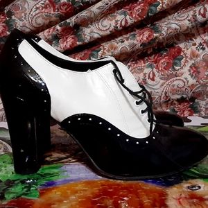 Black and White Saddle Shoe Heel
